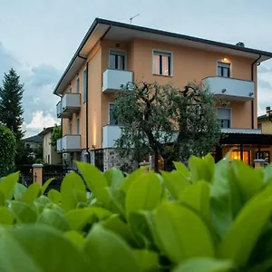 Fiordaliso 2*, Sirmione Italien