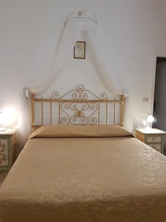 Hotel Albergo Tre Donzelle Sienne Italie