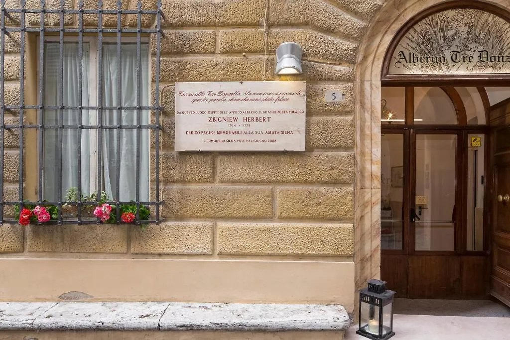 Albergo Tre Donzelle Sienne 0*,  Italie