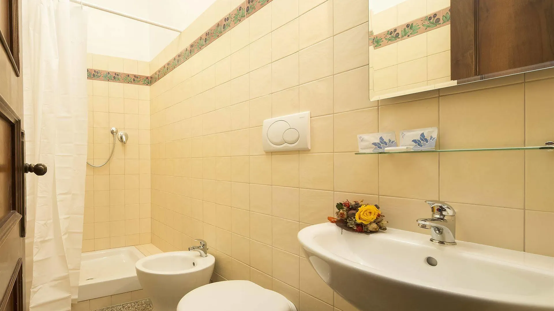 Albergo Tre Donzelle Sienne 0*,
